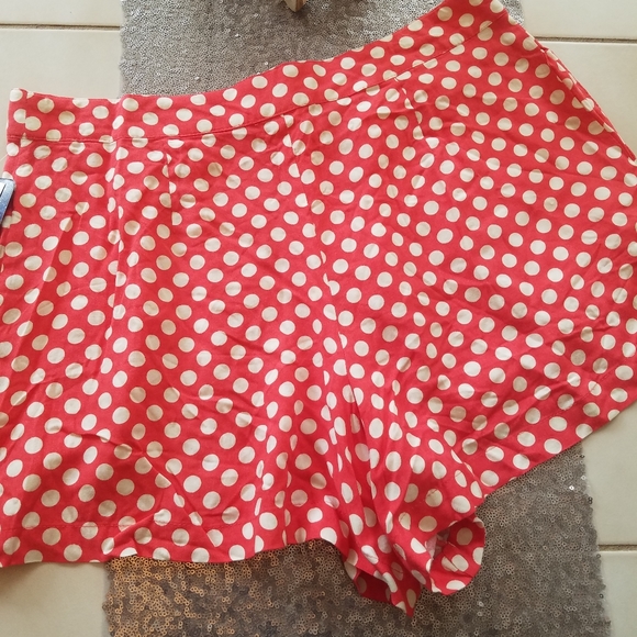 Coral polka dot shorts - Picture 2 of 2